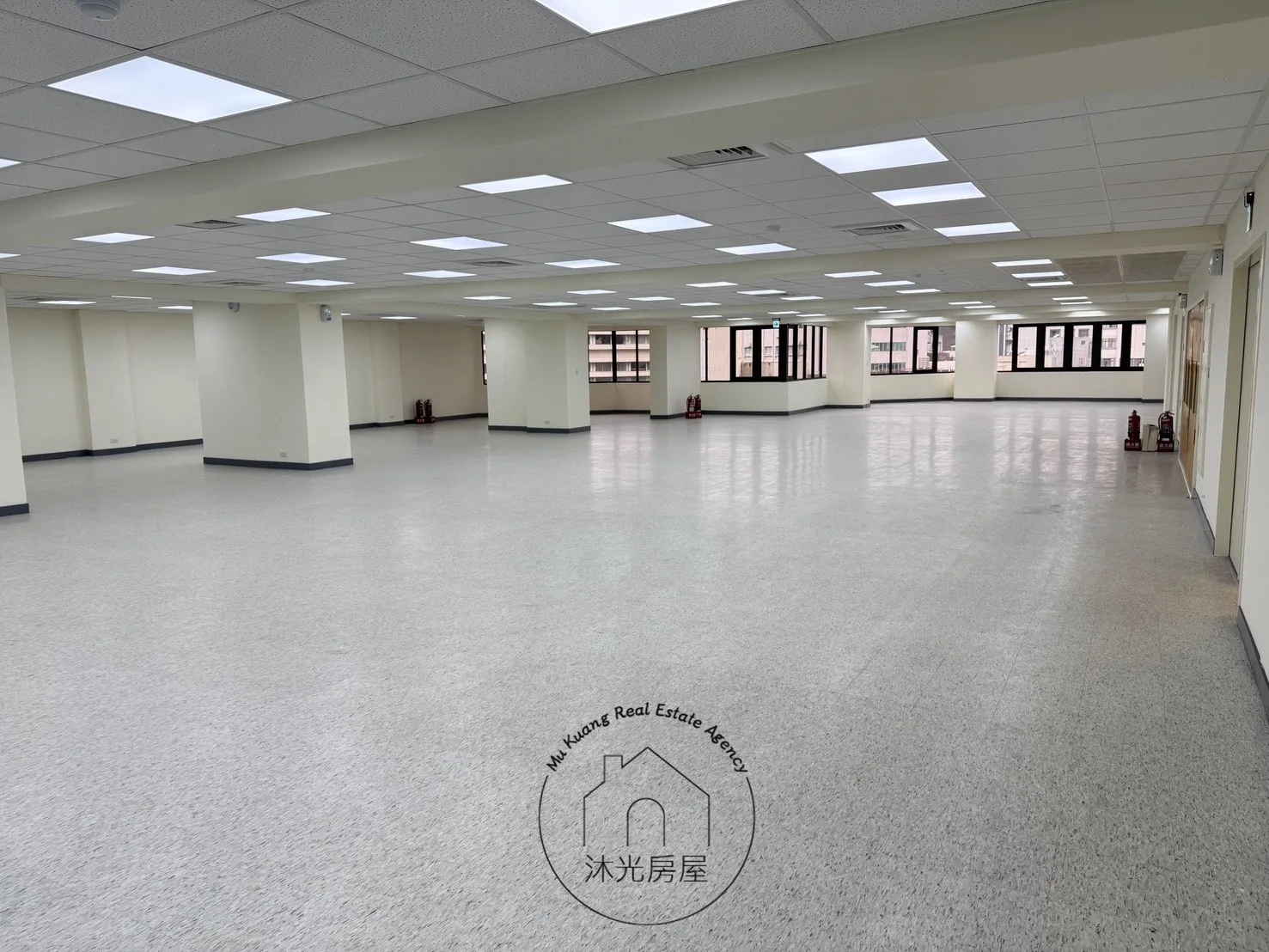 中西區整新5F百坪優質辦公室出租